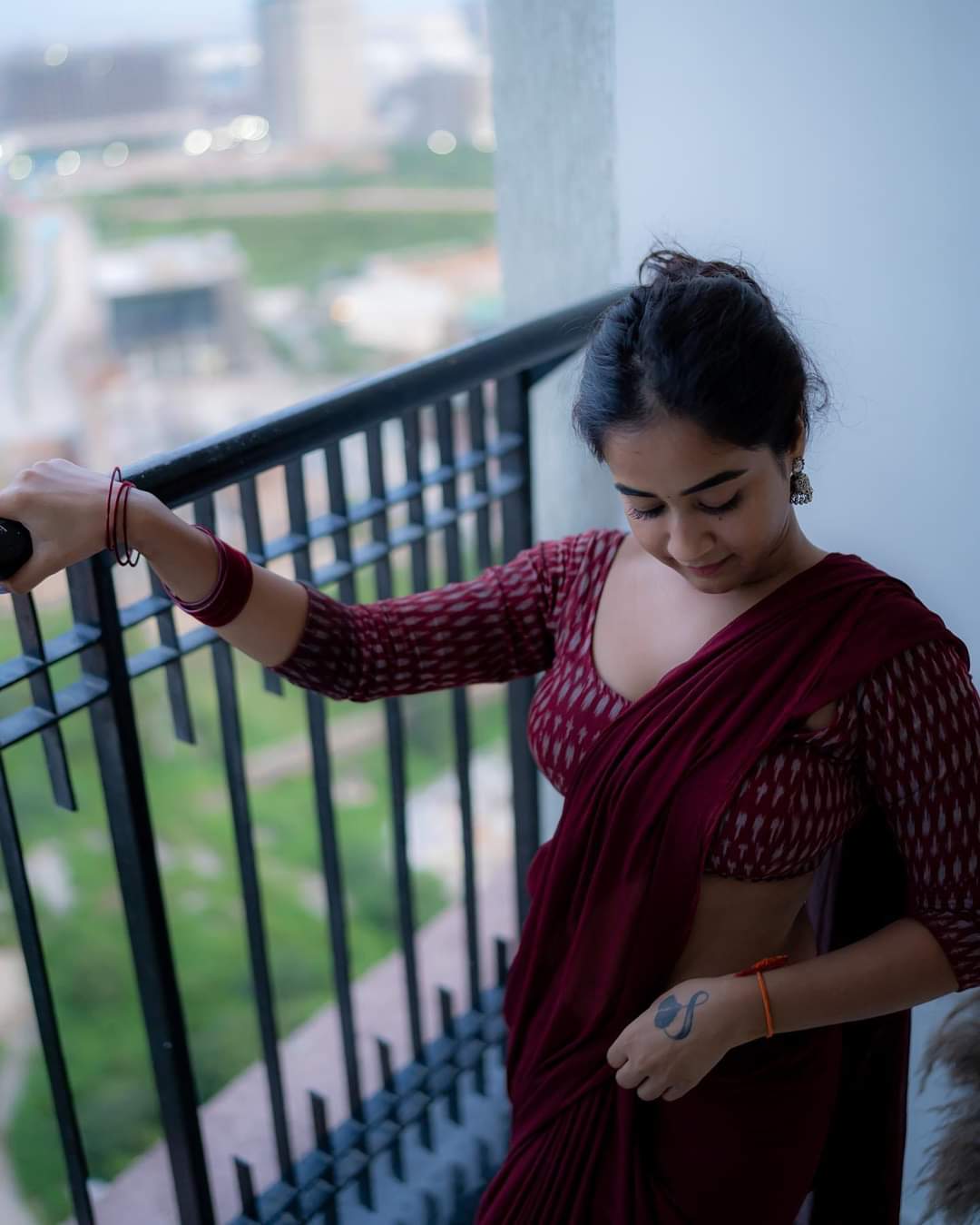 \"Captivating Shots of Deepti Sati: A Visual Delight for Trendsetters\"