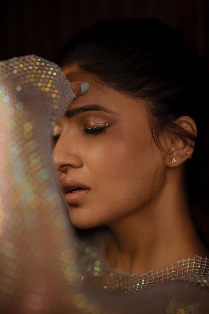 \"Explore stunning stills of the gorgeous Vani Bhojan in this photo collection. Discover her timeless beauty and charisma in these trending snapshots. #VaniBhojan #BeautyPhotography #TrendingStills\"