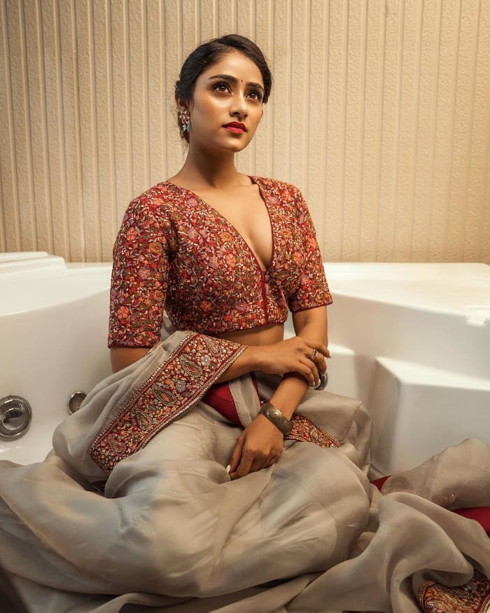 \"Captivating Sangeetha Sringeri Stills: A Visual Delight\"