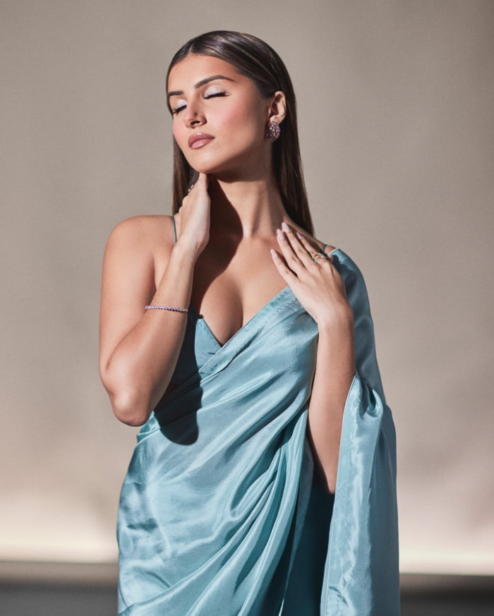 \"Discover the latest and most captivating snapshots of Tara Sutaria, the rising star in Bollywood. Explore her mesmerizing stills and get inspired by her charisma. #TaraSutaria #BollywoodBeauty #CelebStills\"