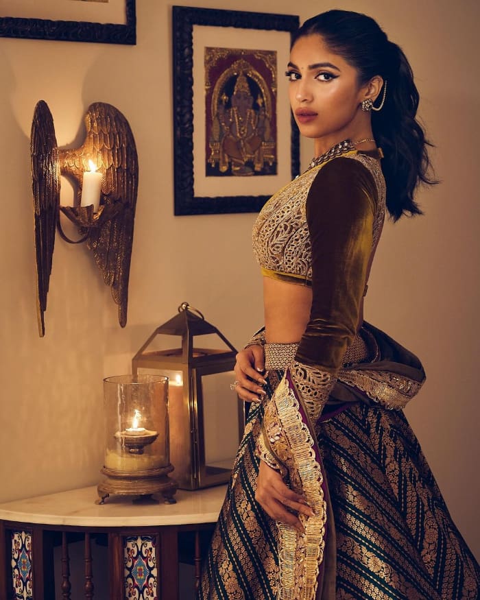 \"Discover the most recent and trendy snapshots of Bhumi Pednekar, capturing her in all her glory. Explore fresh photos featuring #BhumiPednekar's latest looks, celebrity style, and Hollywood glam. Don't miss out on these captivating moments with one of India's top talents!\"