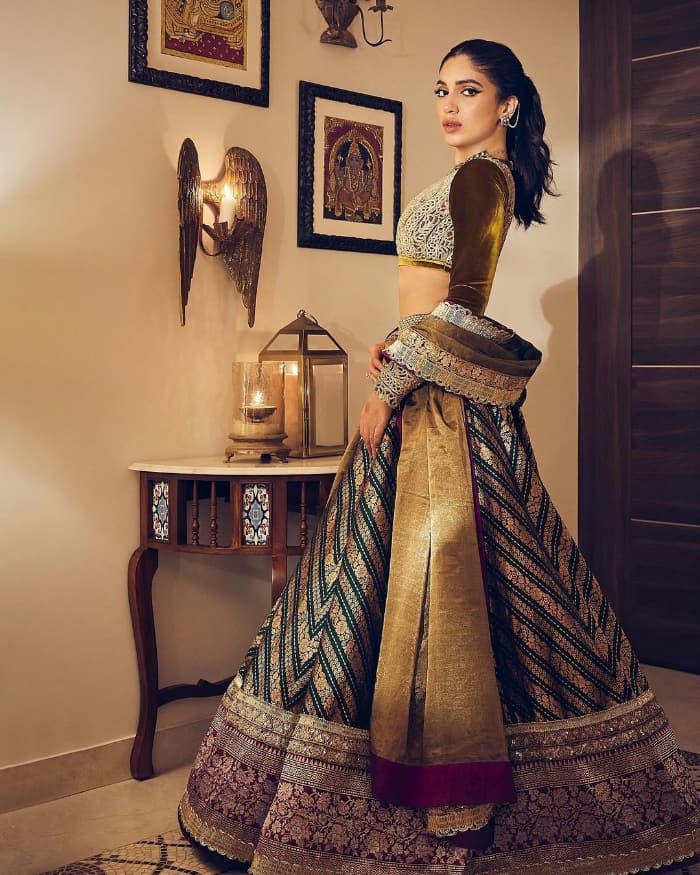 \"Discover the most recent and trendy snapshots of Bhumi Pednekar, capturing her in all her glory. Explore fresh photos featuring #BhumiPednekar's latest looks, celebrity style, and Hollywood glam. Don't miss out on these captivating moments with one of India's top talents!\"