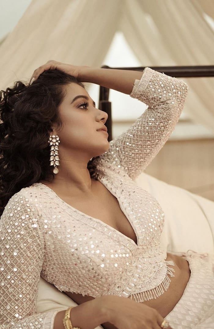 \"Captivating Shots of Shilpa Manjunath: A Visual Delight\"