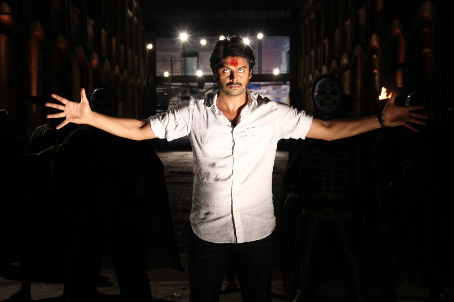 Srikanth Stills from Sowkarpettai
