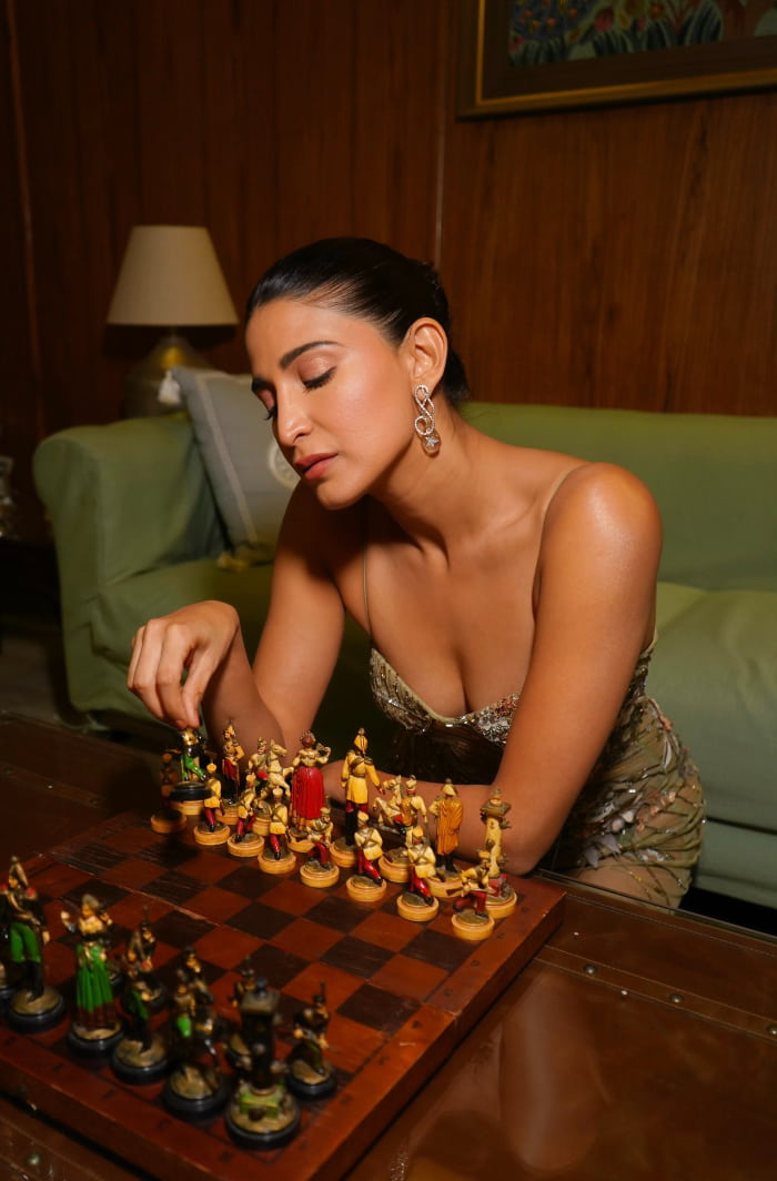 Aahana Kumra's Newest Captivating Images