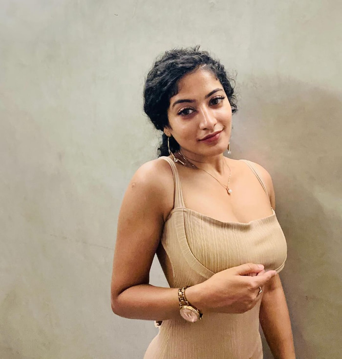 \"Captivating Shots featuring Anjali Nair: Explore the Beauty in Stunning Photographs\"