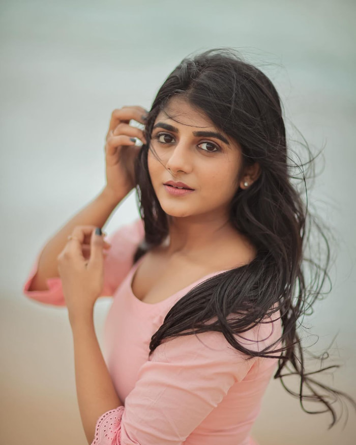 \"Explore the newest snapshots captured by Gabriella Charlton, showcasing her recent clicks and moments. Dive into the world of trending hashtags and discover the stories behind each image. Join us on a visual journey with Gabriella as she unveils her latest photography adventures. #GabriellaCharlton #PhotographyMoments #TrendingCaptures #VisualStorytelling\"