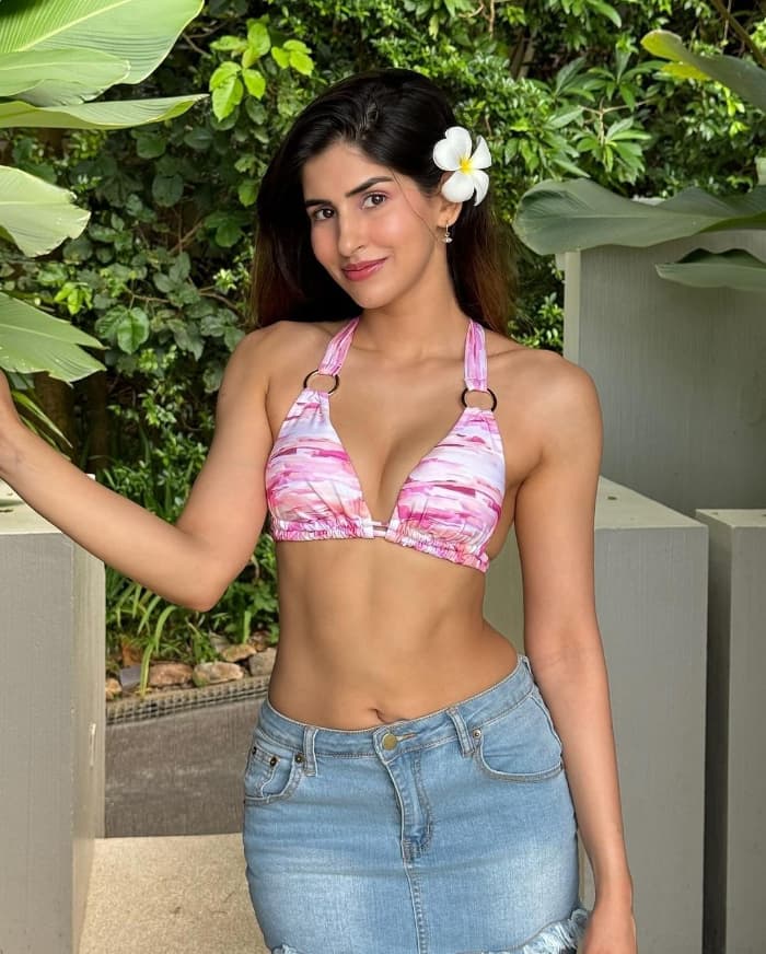  \"Latest Captivating Snapshots featuring Sakshi Malik: Explore Fresh and Trending Photos\"