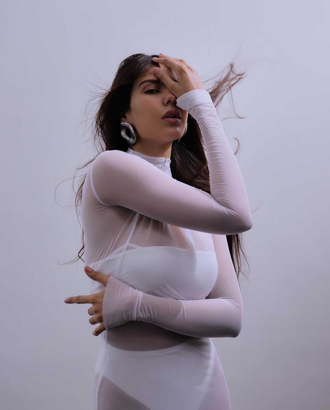 \"Explore the captivating new images of Sonam Bajwa, showcasing her beauty and charm. Don't miss out on these fresh and fabulous photos capturing Sonam Bajwa's radiant allure. #SonamBajwa #CelebrityPhotos #TrendingBeauty #GlamorousShots\"