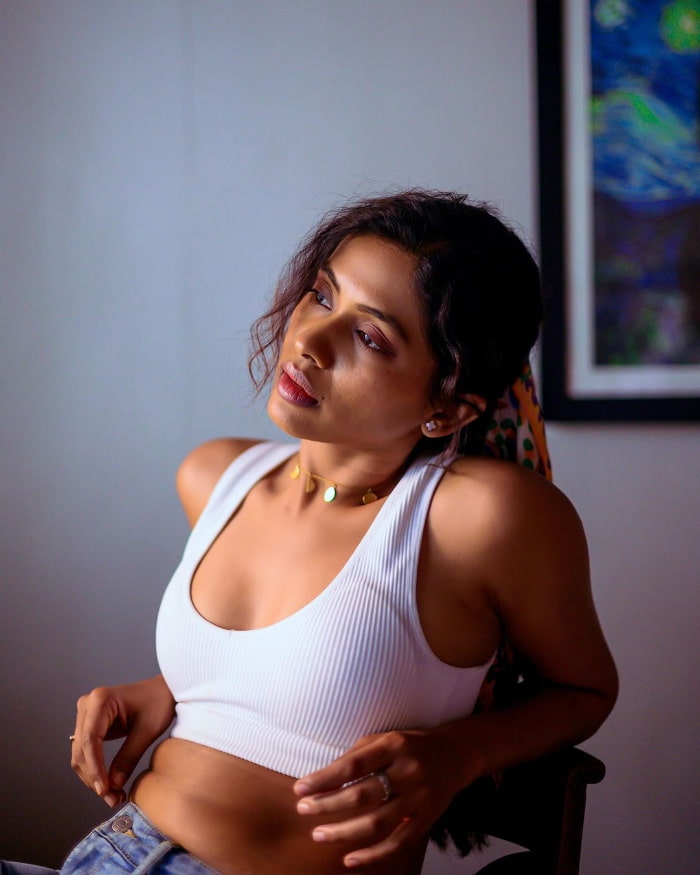 Dive into the mesmerizing world of Anjali Patil with these enchanting stills capturing her undeniable charm and grace. Get ready to be spellbound by her captivating presence in every frame. #AnjaliPatil #Actress #Stills #Photography #Trending #Beauty #Charm