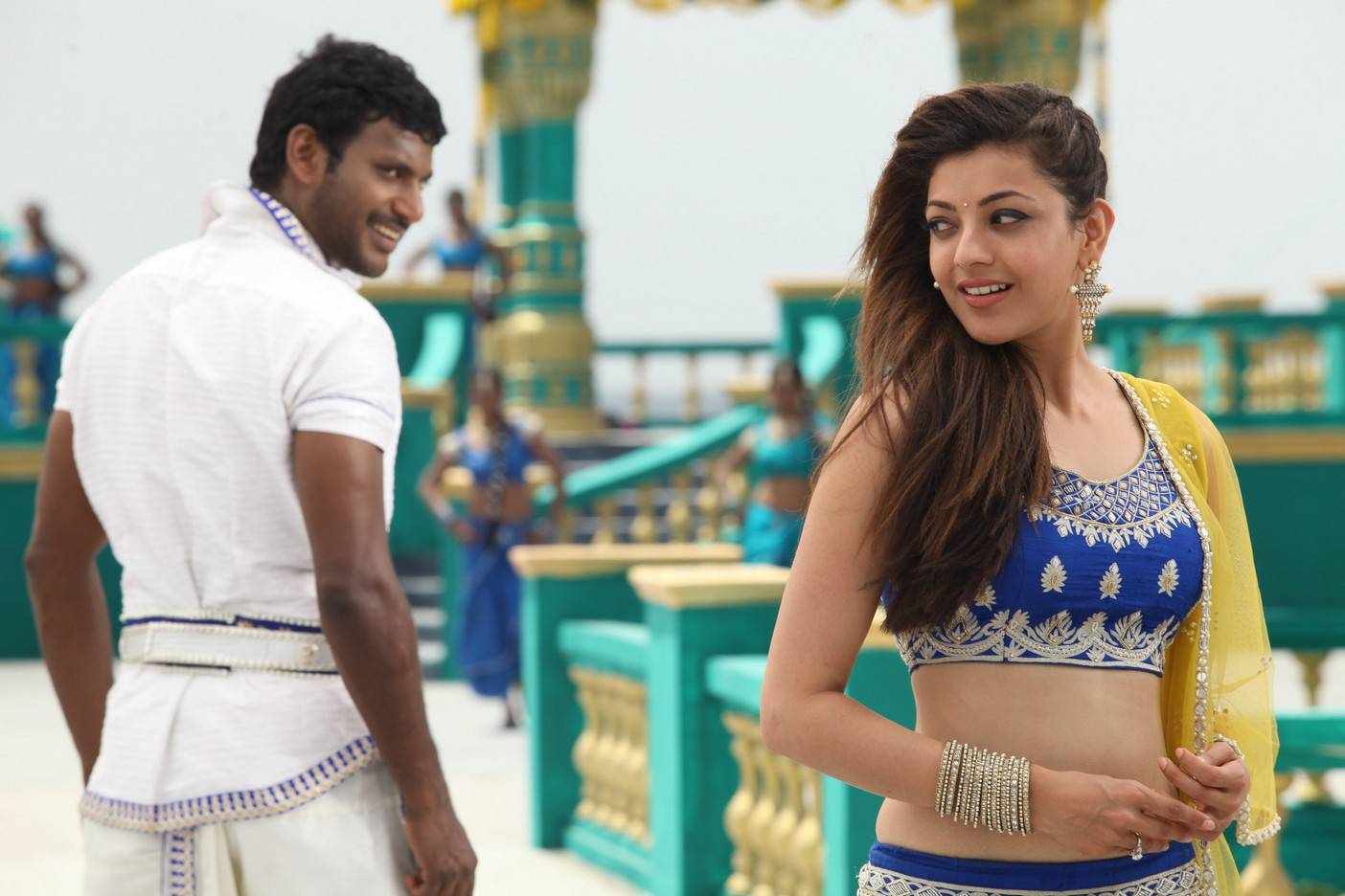 Paayum Puli Tamil Movie Stills Starring Vishal, Kajal Aggarwal