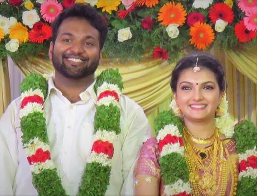Saranya Mohan rings her wedding bells