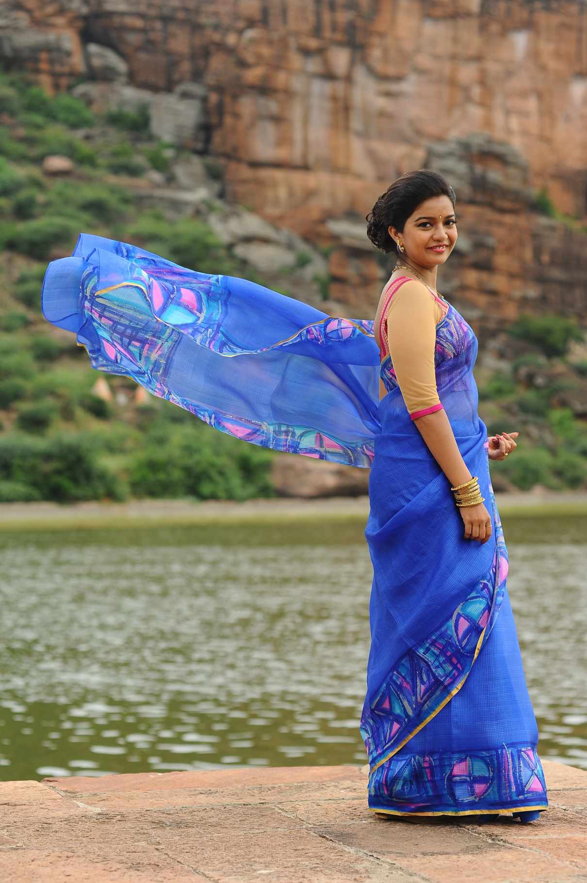 Swathi Reddy in Tripura Movie