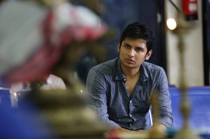 Actor Jiiva in the movie  Endrendrum Punnagai
