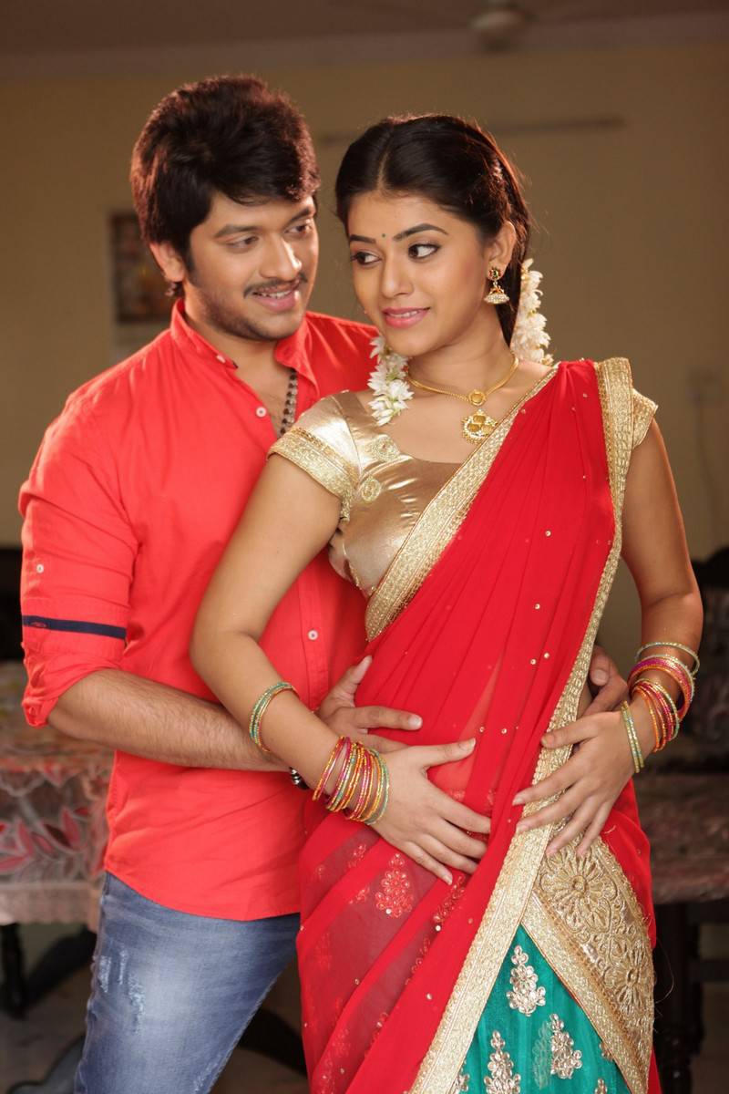 Titanic Telugu Movie Stills | Rajeev Saluri, Yamini Bhaskar