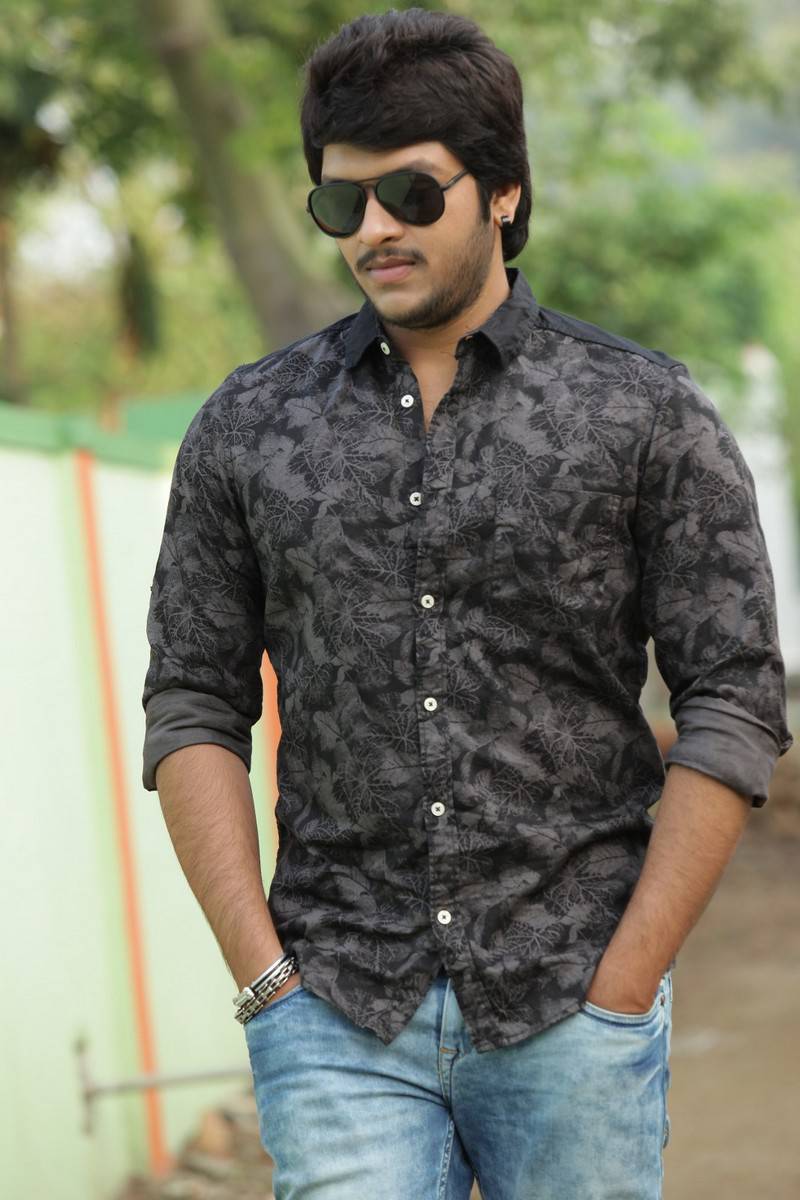 Titanic Telugu Movie Stills | Rajeev Saluri