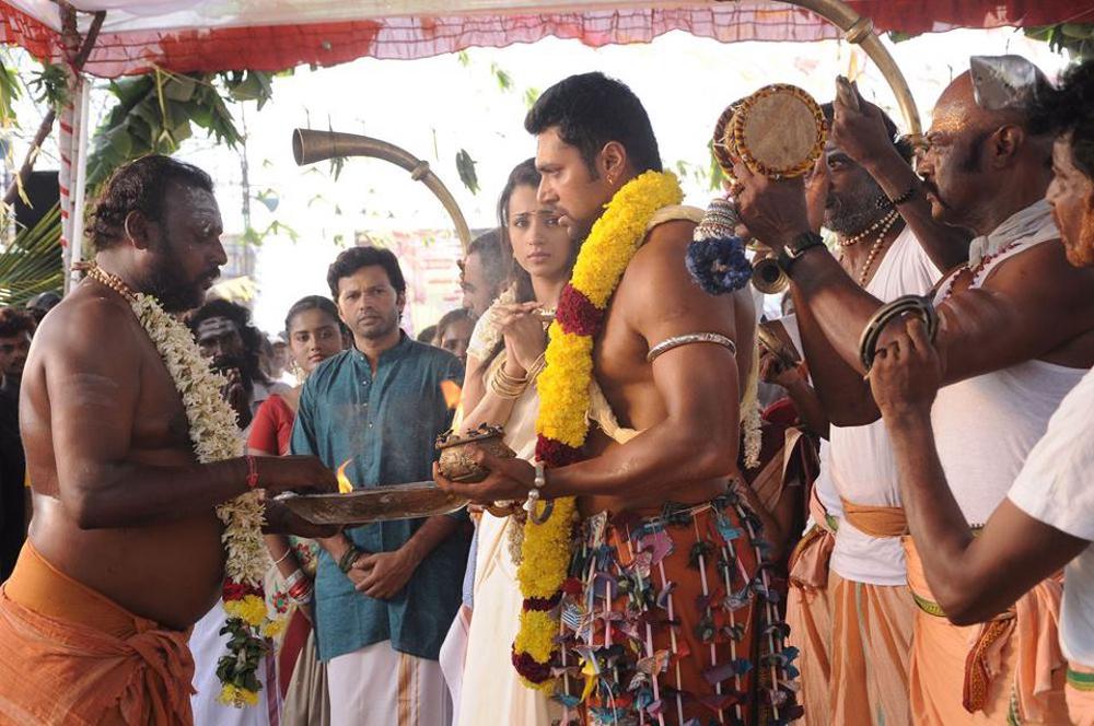 Bhooloham Tamil Movie Stills | Jayam Ravi, Trisha