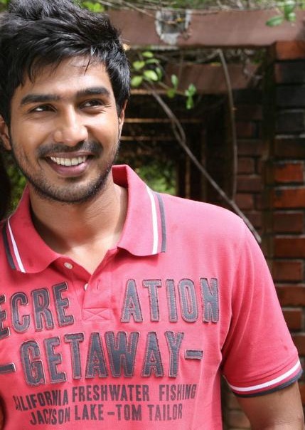 Vishnu Still from Indru Netru Naalai