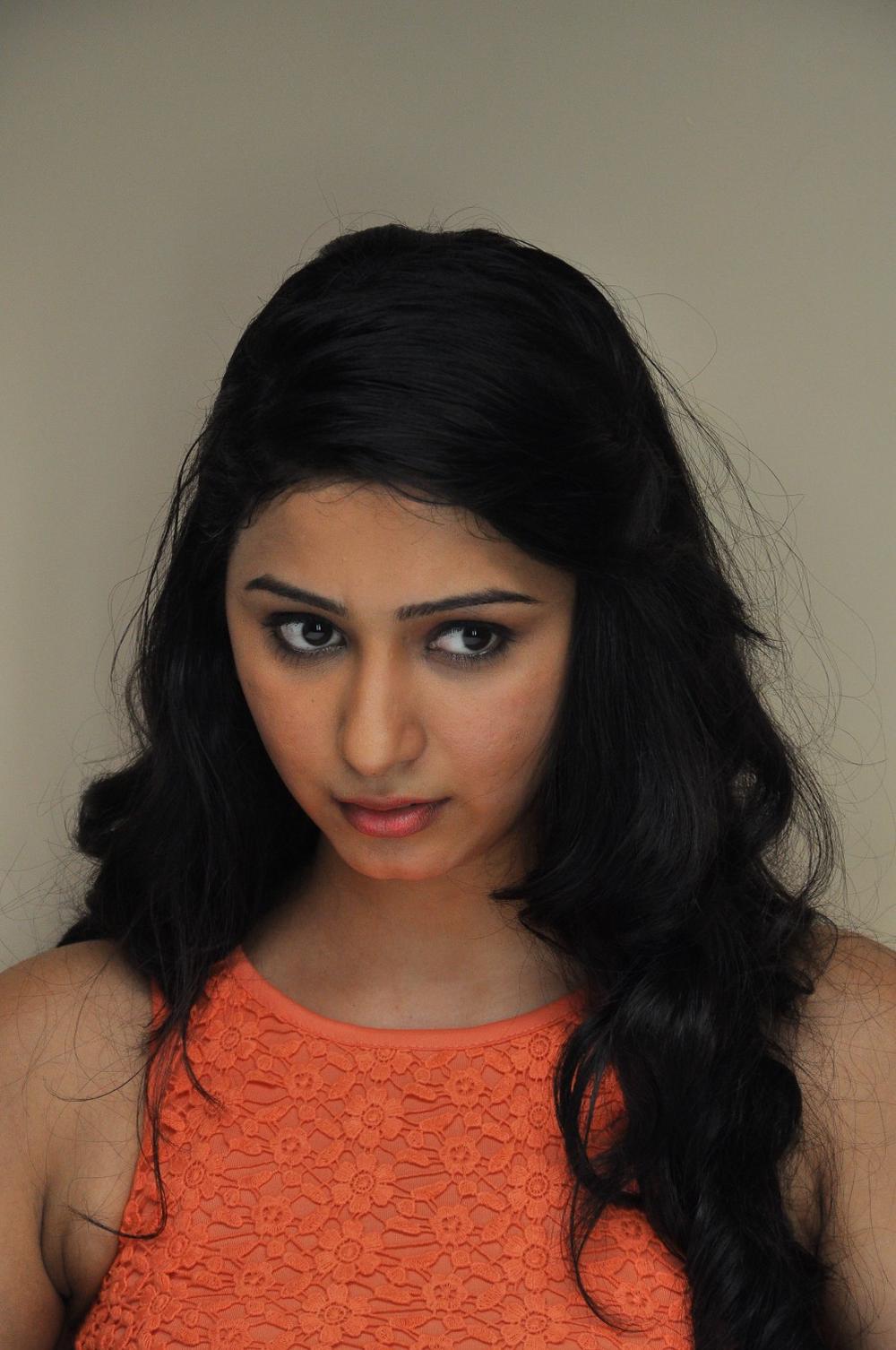 Peigal Jaakkirathai Movie Stills | Eshanya