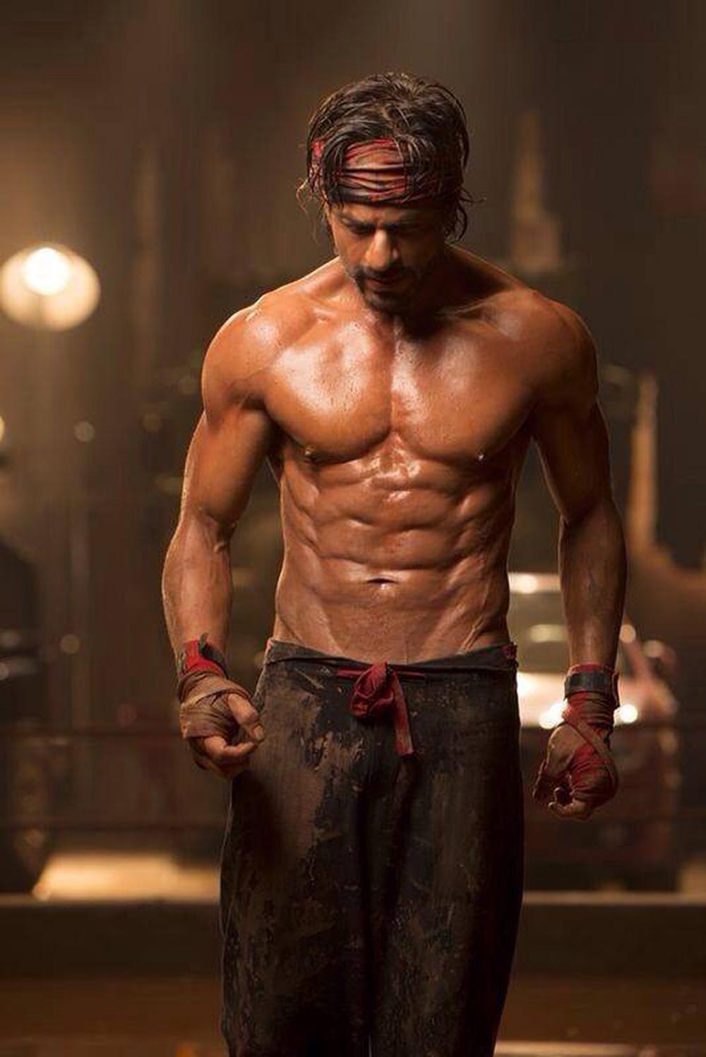Happy New Year Movie Stills - Sharukh