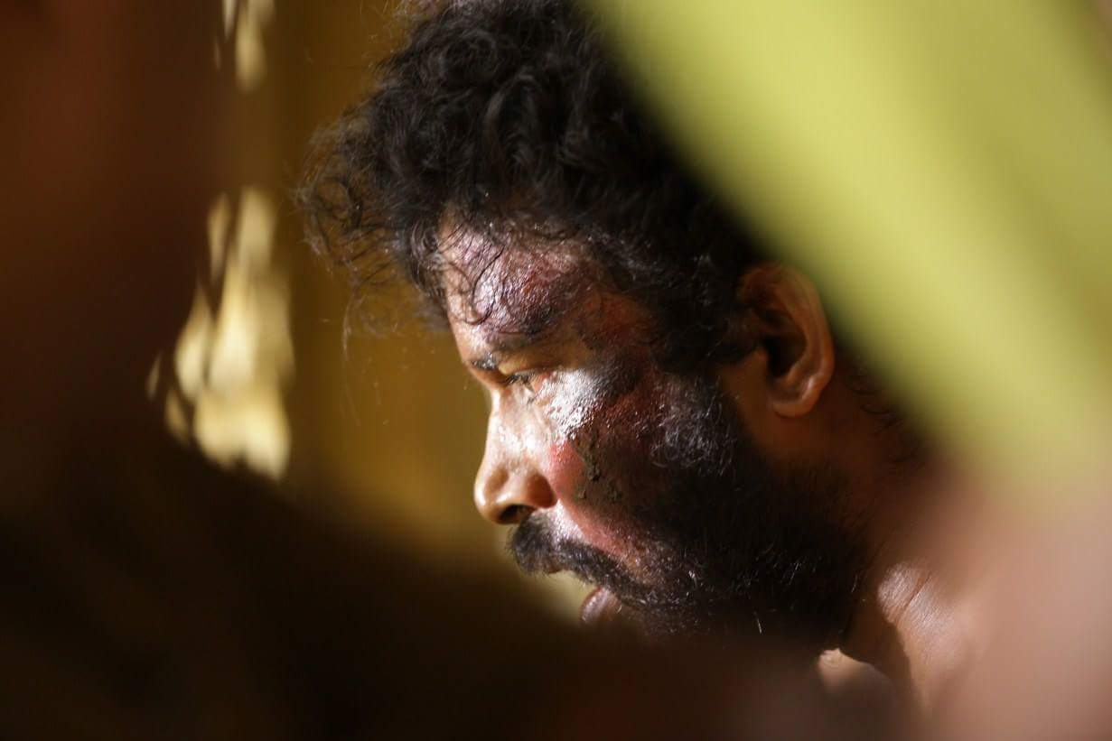 Visaranai Tamil Movie Stills | Attakathi Dinesh