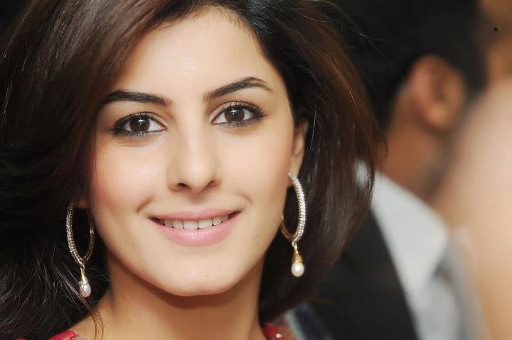 Actress Isha Talwar Stills 