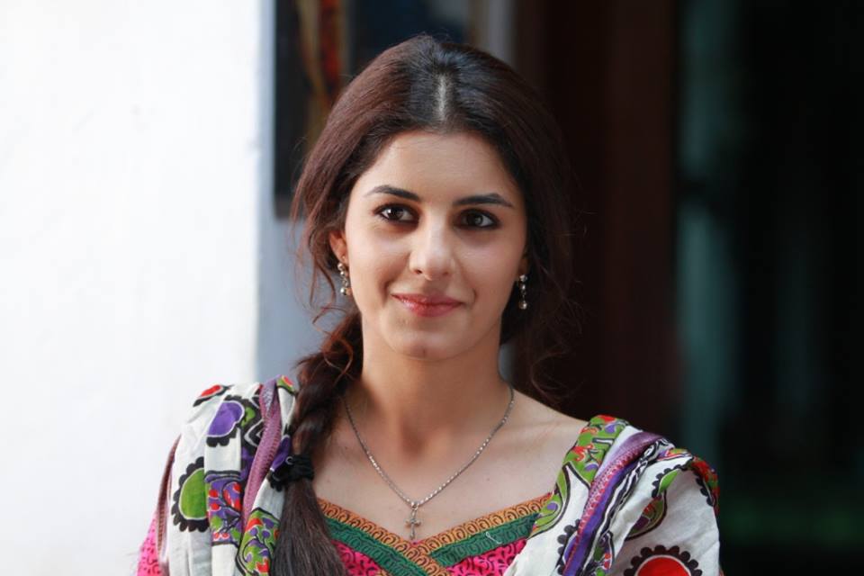 Actress Isha Talwar Stills 