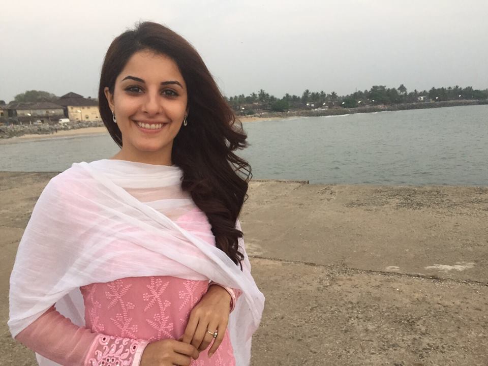 Actress Isha Talwar Stills 