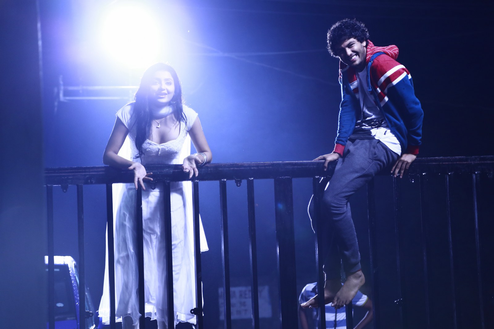 Meeku Meere Maaku Meeme Telugu Movie Stills | Avantika Mishra, Tarun Shetty