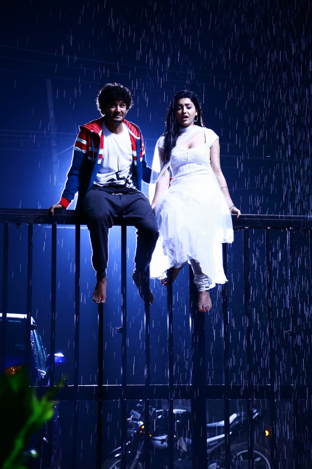 Meeku Meere Maaku Meeme Telugu Movie Stills | Avantika Mishra, Tarun Shetty