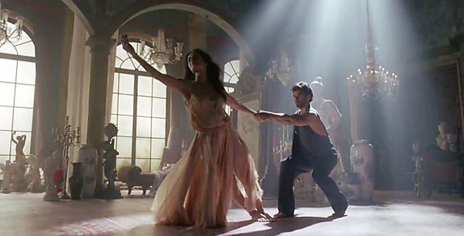 Aditya Roy Kapur and Katrina Kaif Stills from Fitoor