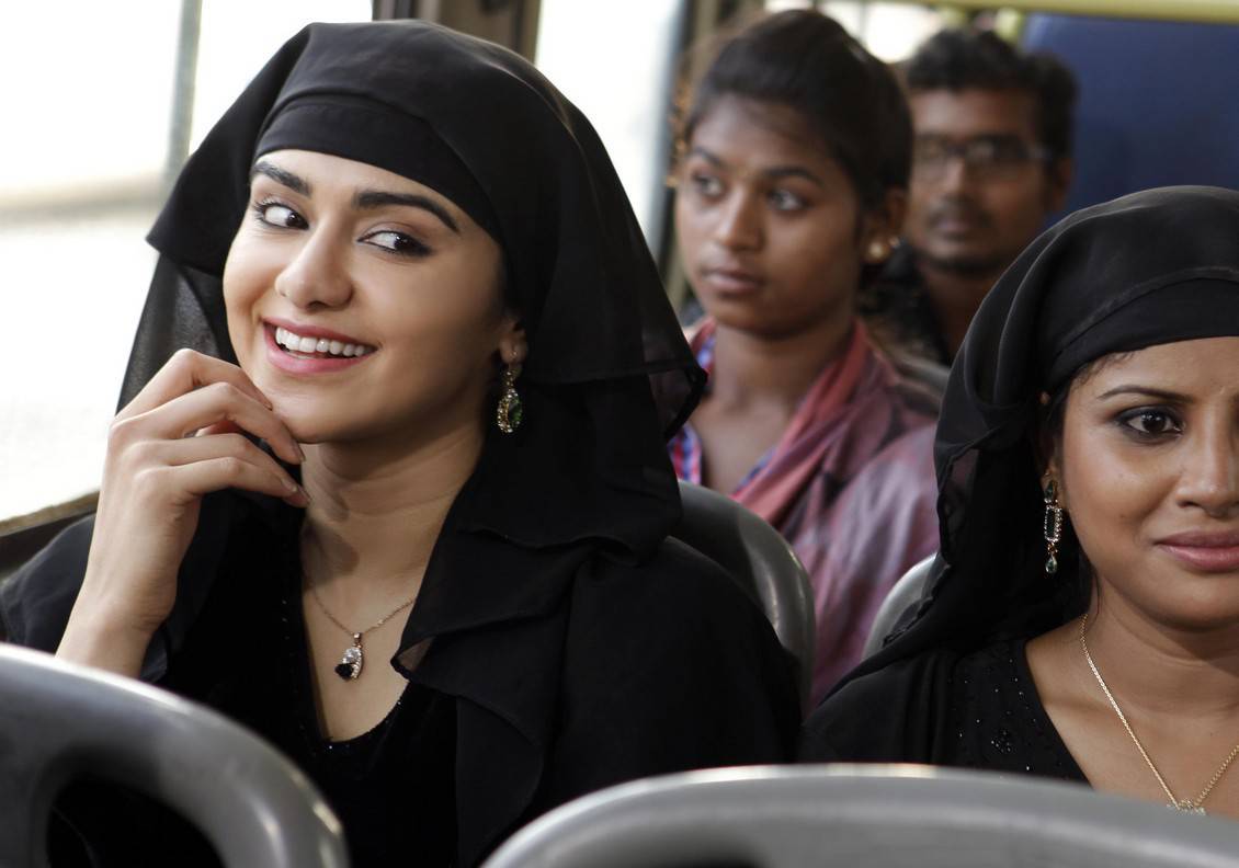 Adah Sharma Stills from Garam Telugu Movie 