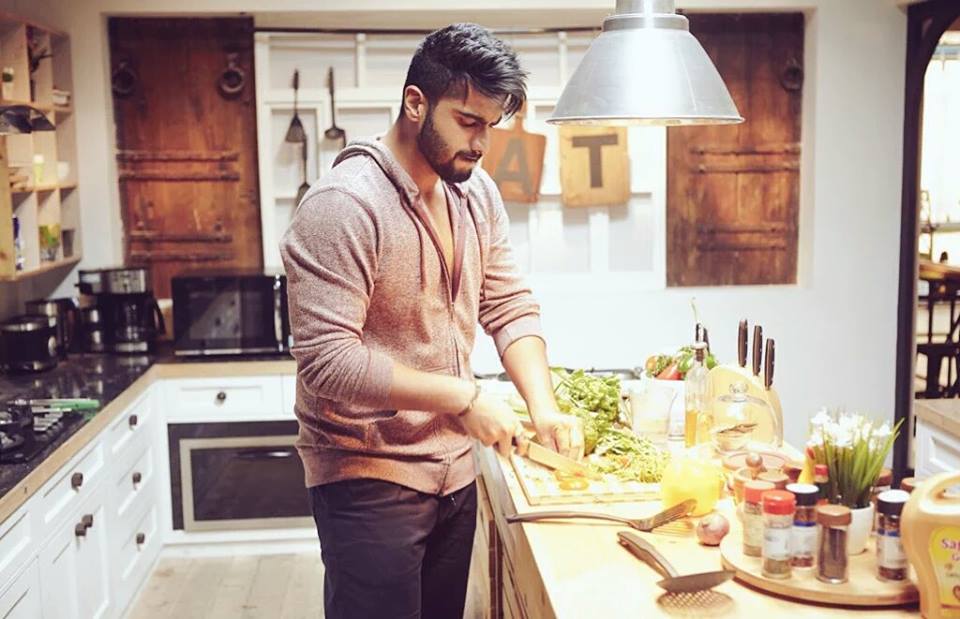 KI and Ka Hindi Movie Stills | Arjun Kapoor