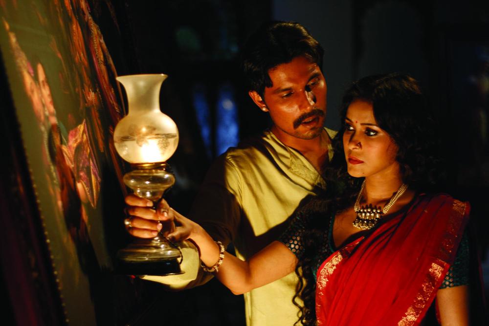 Rang Rasiya Movie Stills | Randeep Hooda, Nandana Sen
