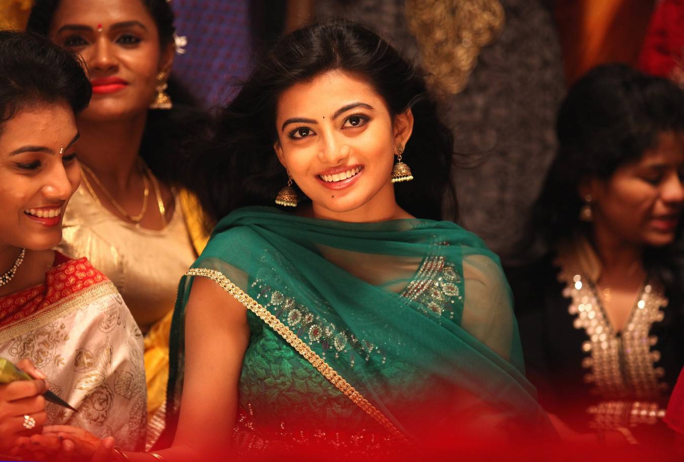 Enakku Innoru Per Irukku Tamil Movie | Anandhi