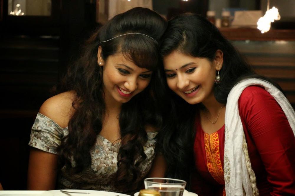 Natpadhigarram-79-Movie-Stiils-Tejaswi Madiwada,  Reshmi Menon