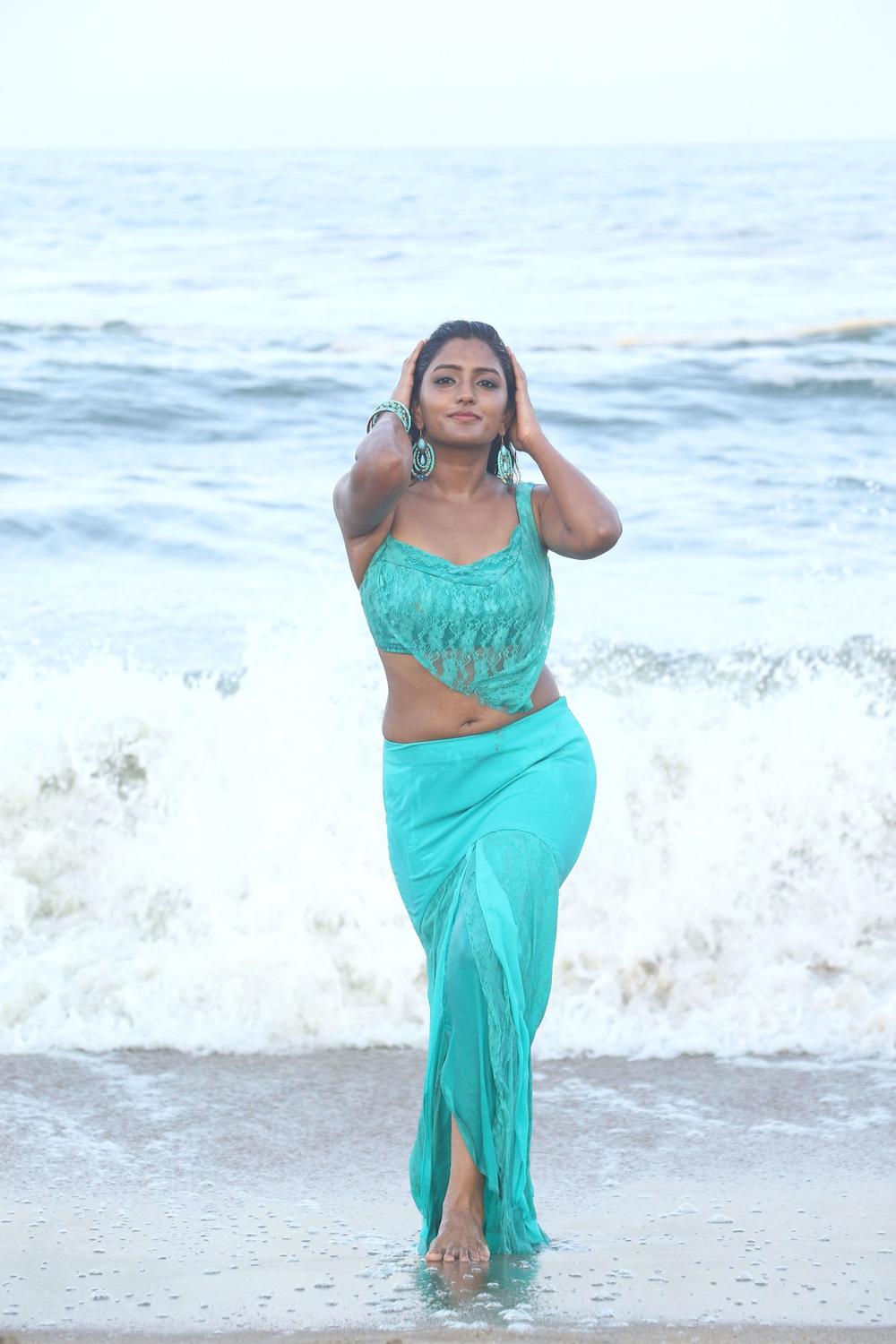 Oyee Tamil Movie Stills | Eesha