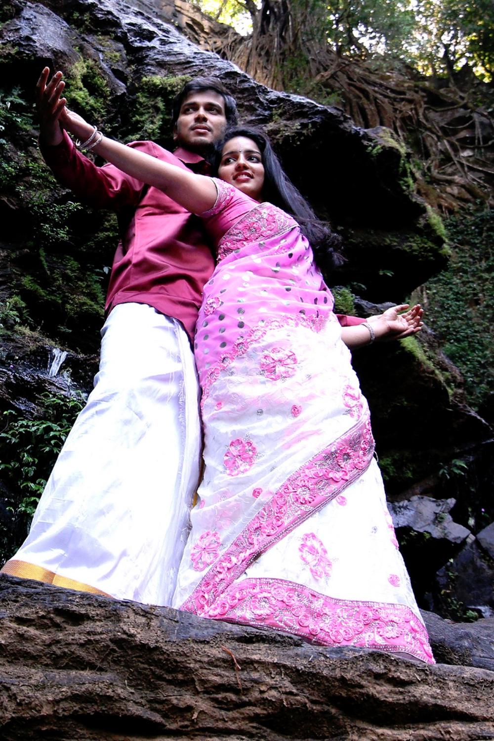 Nijama Nizhala Tamil Movie Stills |  Akhil Kumar, Malavika Menon