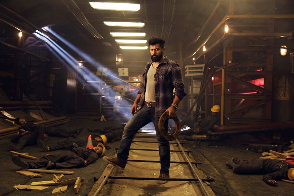 Vikram Stills From Iru Mugan Movie