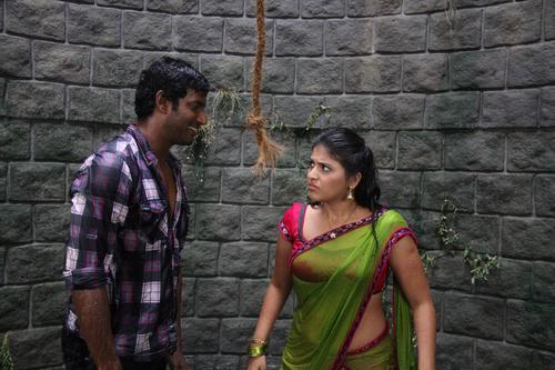 Madha Gaja Raja Tamil Movie Stills starring Vishal, Anjali