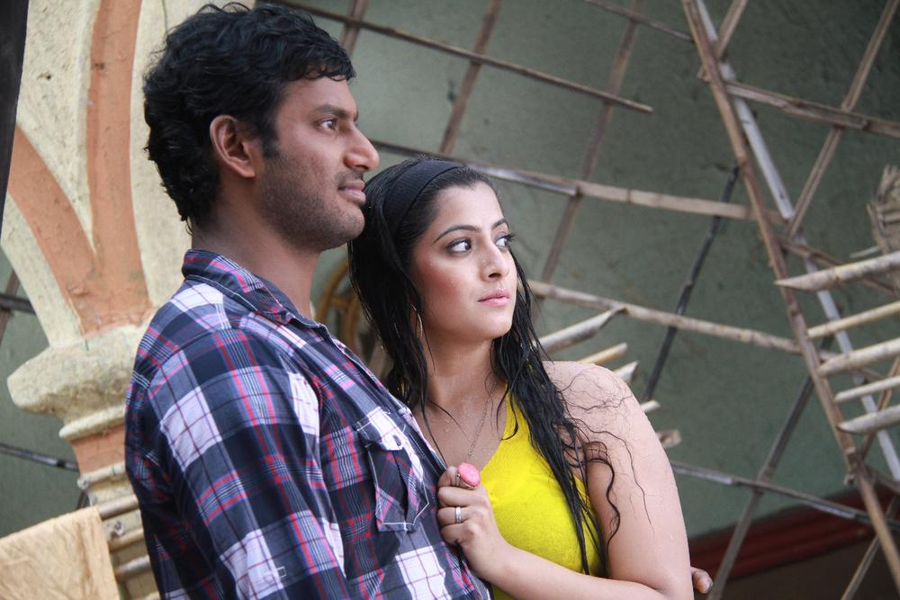 Madha Gaja Raja Tamil Movie Stills | Vishal, Varalakshmi