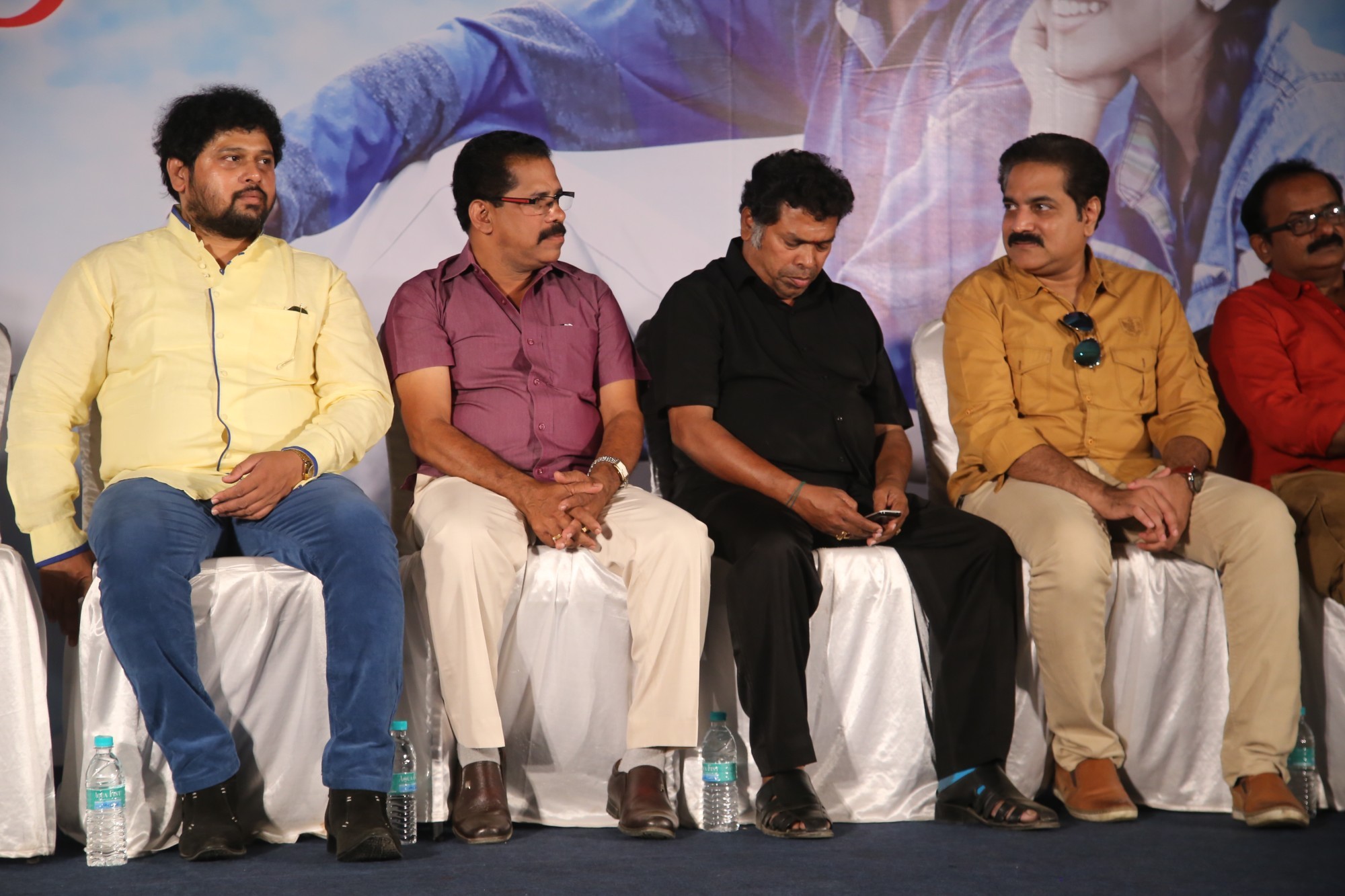 Kandaen Kaathal Kondaen Movie Press Meet Stills
