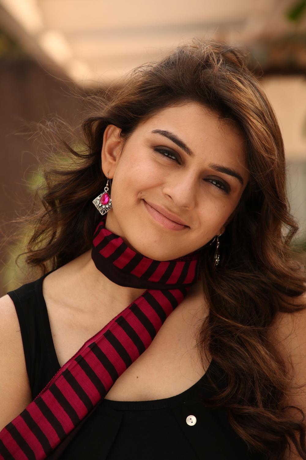 Meagamann Tamil Movie Stills | Hansika