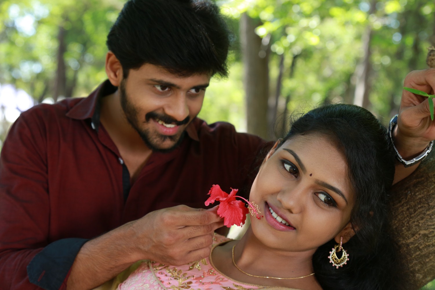 Inniya Thalaimurai Tamil Movie Stills | Ashwin Kumar, Manishajith