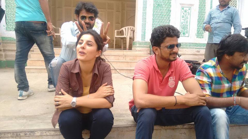 Actress Isha Talwar on the sets of Raja Cheyyi Vesthe