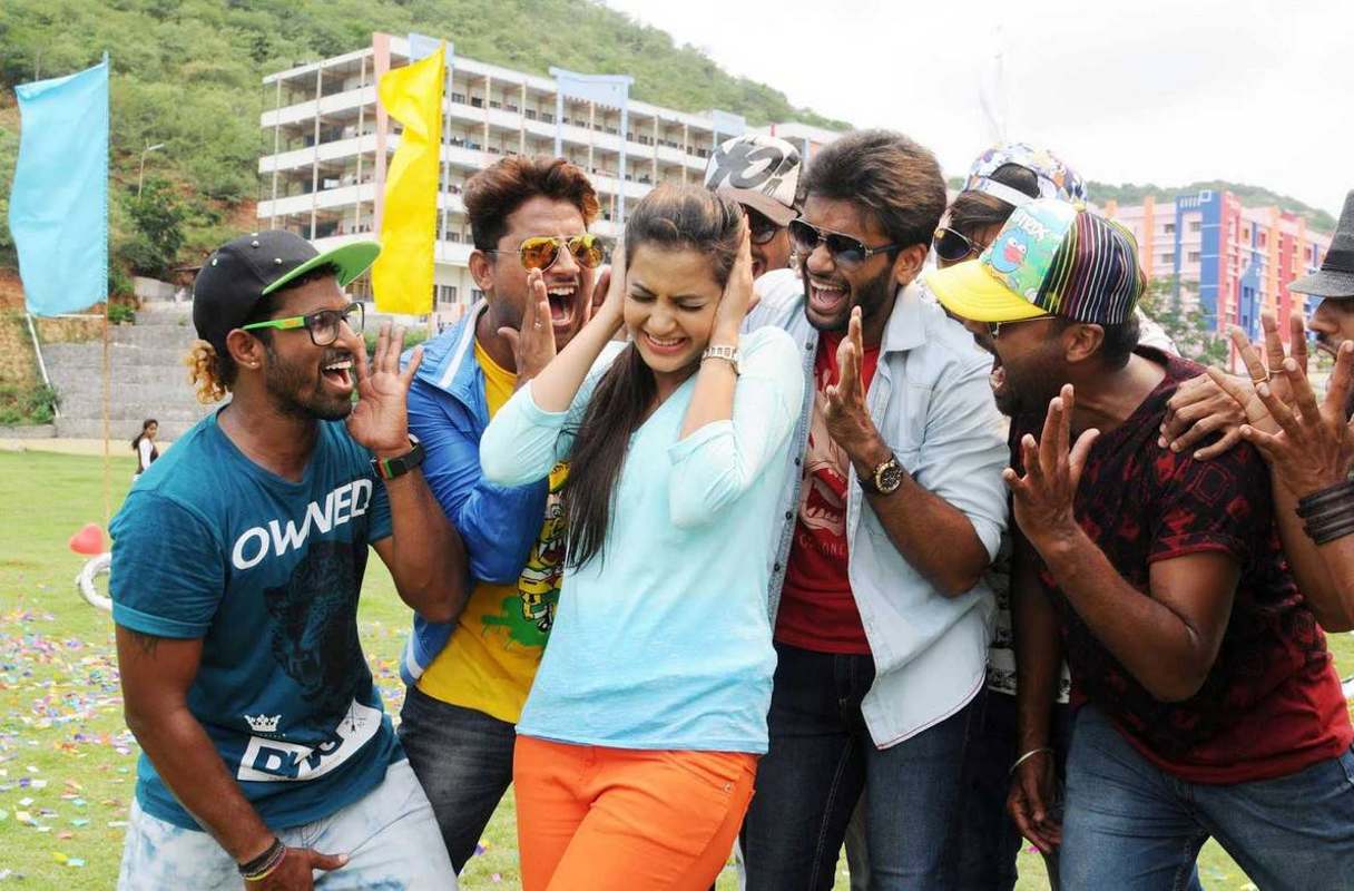 Chal Chal Gurram Movie Stills | Sailesh Bolisetti, Diksha Panth