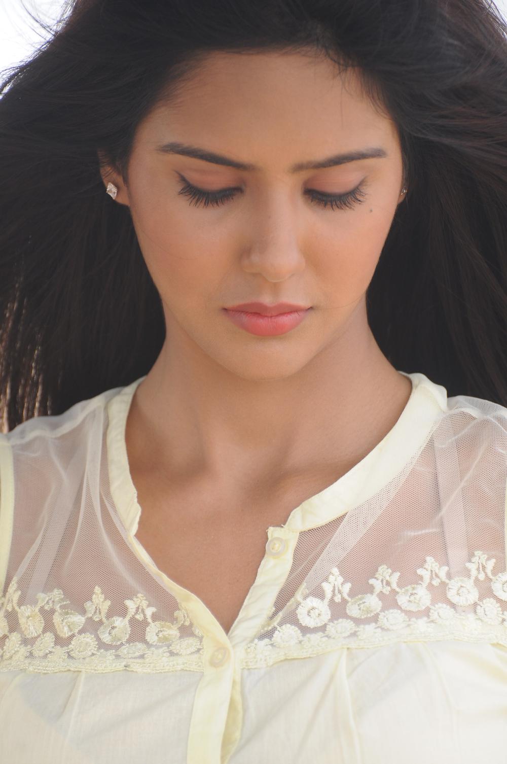 Kappal Tamil Movie Stills | Sonam Bajwa