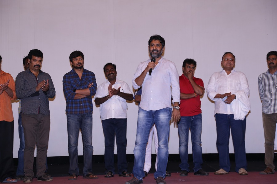  Director Union Association Felicitated Manithan Team