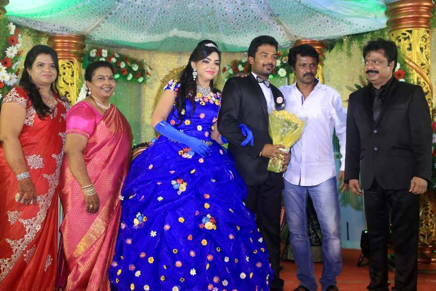 Director R. Pandiarajan Son Prithvirajan Weds Akshaya wedding reception Stills