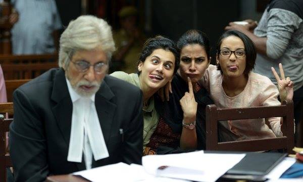 Amitabh Bachchan, Taapsee, Kirti Kulhari and Andrea Taring on the sets of Pink